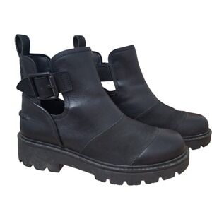 UGG Women's size 6.5 Chunky Leather Stockton Moto Combat Gothic Cut-Out Booties